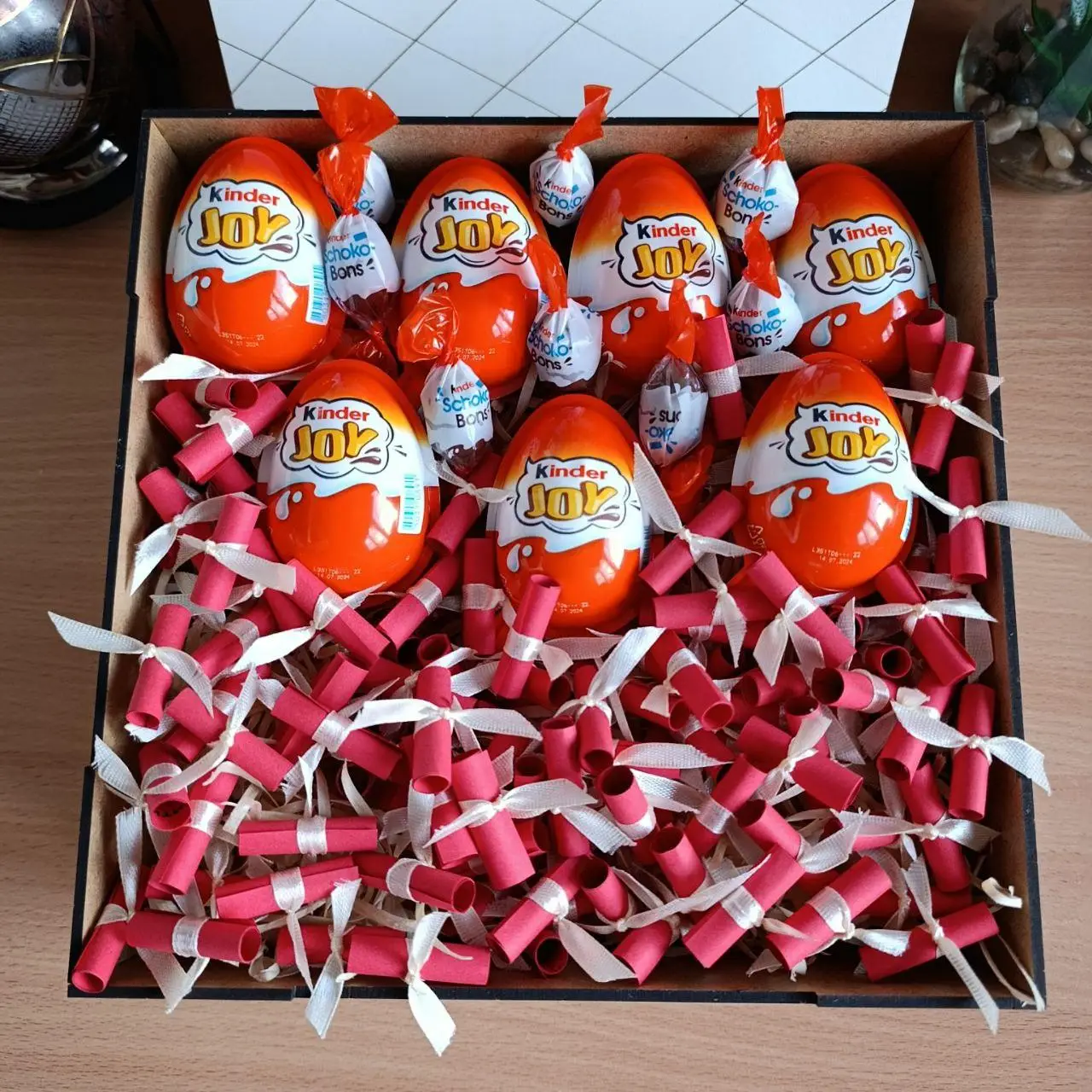 Бокс із Kinder JOY та 101 причина «Чому я тебе люблю» для дівчини (ar169) Подарунковий набір без топеру - Зображення 6