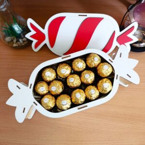 Бокс з цукерками для дитини або дівчини на день народження новий рік різдво 8 березня день закоханих (ar262)