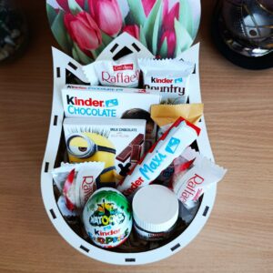 Бокс з солодощами для дитини або дівчини на день народження новий рік 8 березня (ar266)