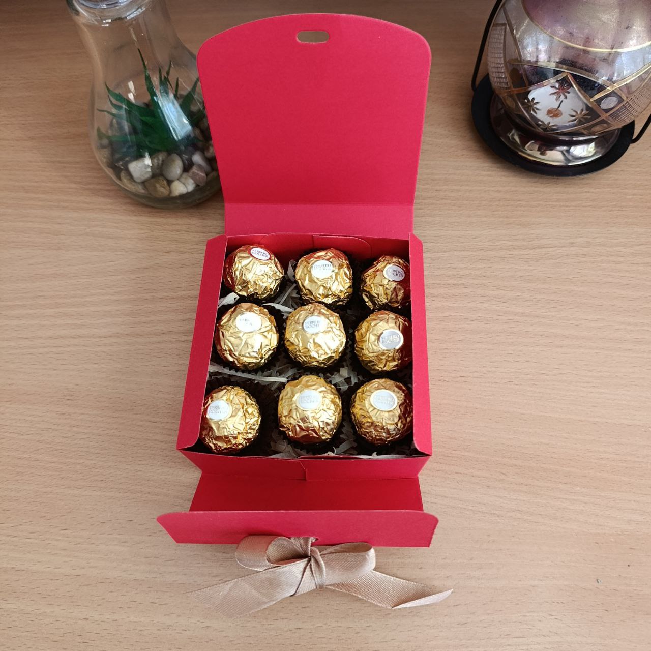 Подарункова коробка з цукерками Ferrero для дівчини на день народження день закоханих 8 березня свято (ar295) - Зображення 3