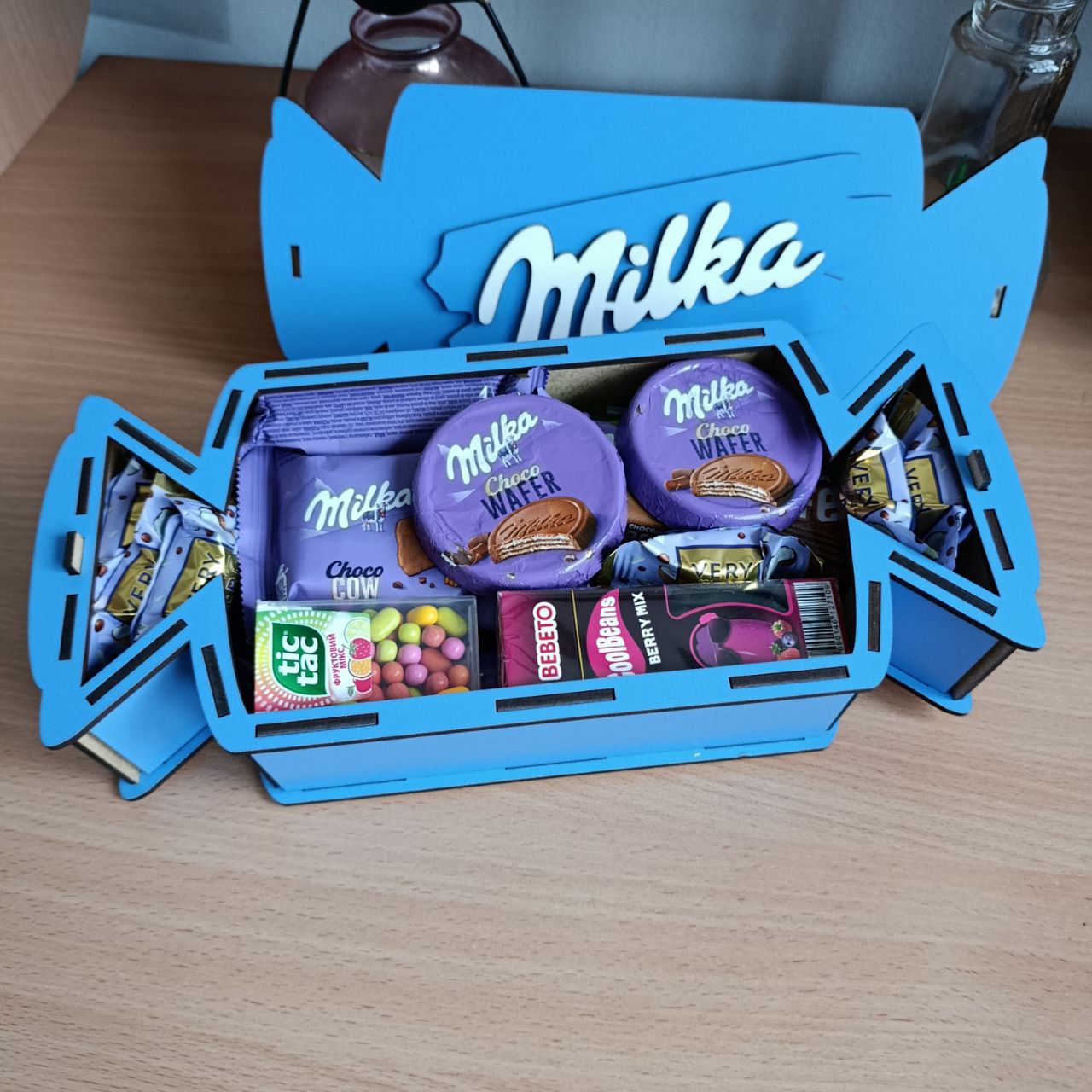 Бокс мілка з цукерками для дівчини або дитини на день народження новий рік різдво день закоханих 8 березня (ar292) - Зображення 3