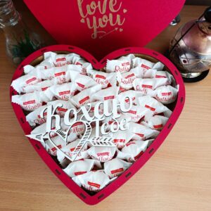 Бокс з цукерками Raffaello дівчини на день народження день закоханих 8 березня свято (ar289)